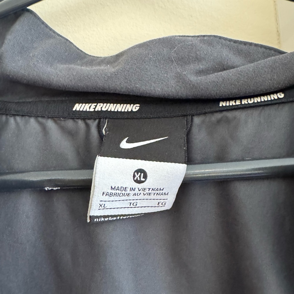 Nike Running Jacket - Picture 4 of 4